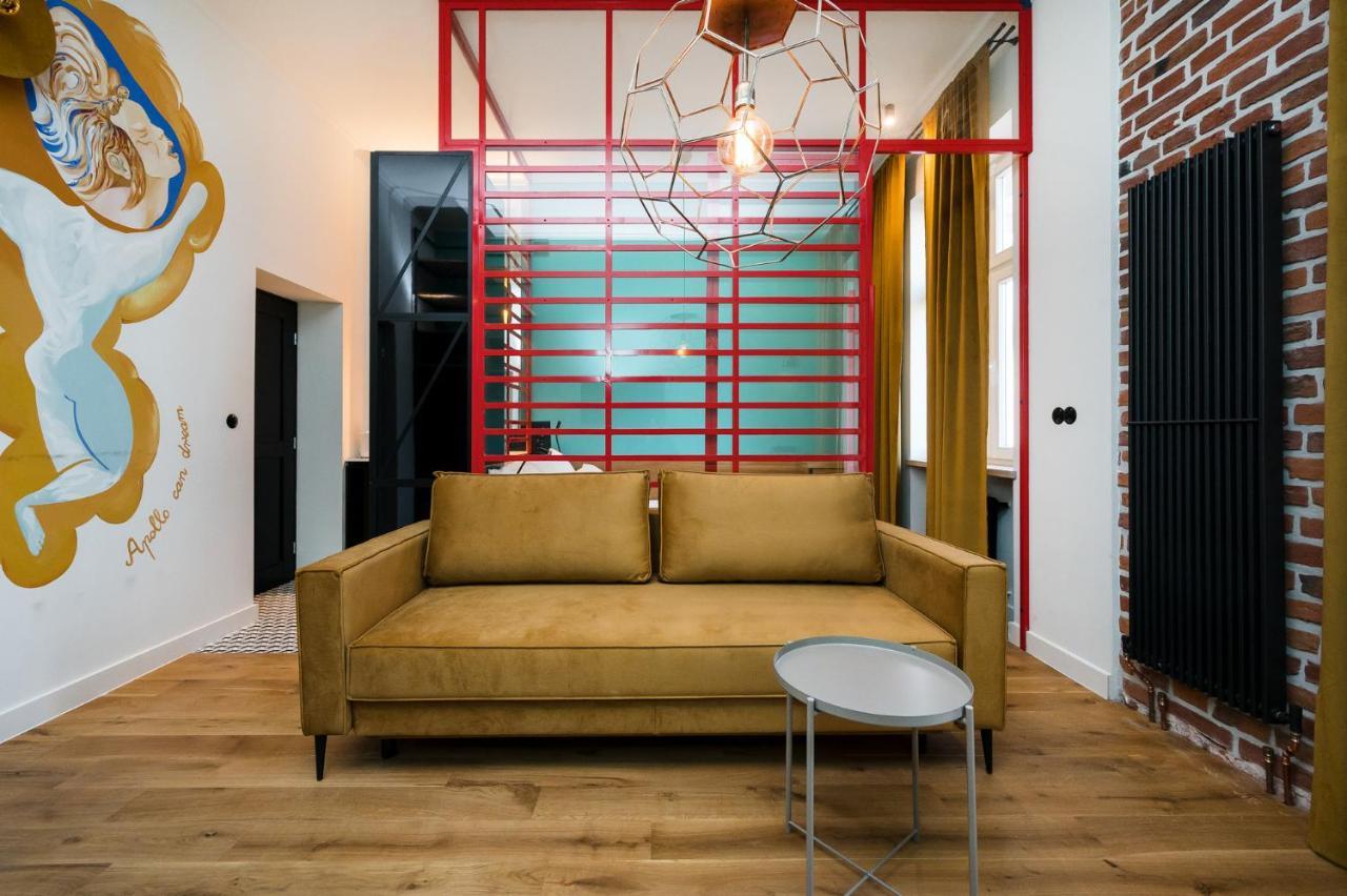 Goldfinger 3-Bed Unique Apartment In The Heart Of Podgorze Krakow Exterior photo